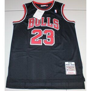 NBA 1997-98 Chicago Bulls Michael Jordan #23 Jersey XL Black Mitchell & Ness NWT